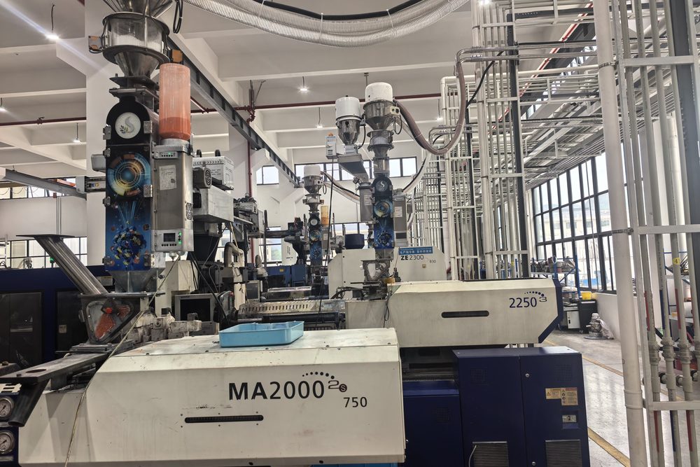 Dosing machines fitted across the whole row; blending no longer needs an operator